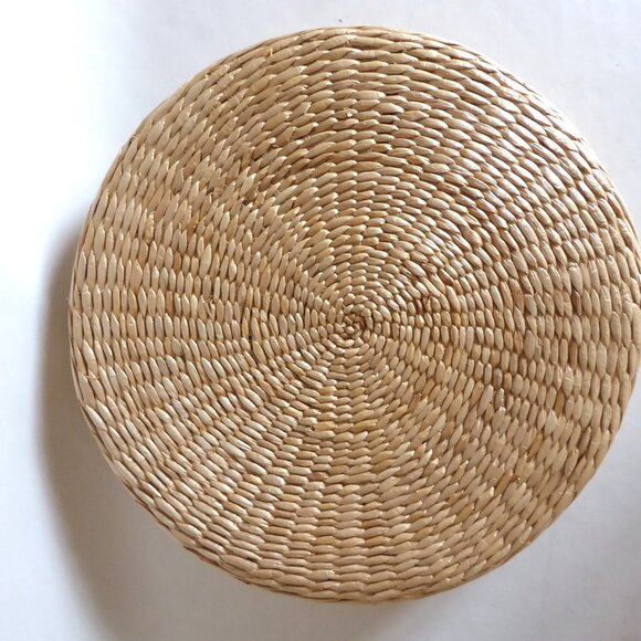 NEW 15” WOVEN STRAW TATAMI MAT PAD FLOOR SEAT PILLOW CUSHION YOGA PAD - Picture 6 of 7
